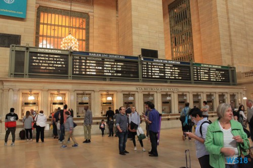 Grand Central Terminal New York 18.09.30 – Big Apple, weißer Strand am türkisen Meer, riesiger Sumpf AIDAluna 054 Grand Central Terminal New York 18.09.30 - Big Apple, weißer Strand am türkisen Meer, riesiger Sumpf AIDAluna
