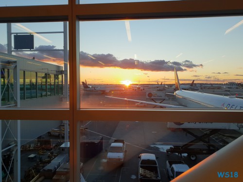 JFK Flughafen New York 18.10.13 - Big Apple, weißer Strand am türkisen Meer, riesiger Sumpf AIDAluna - Foto Susanne