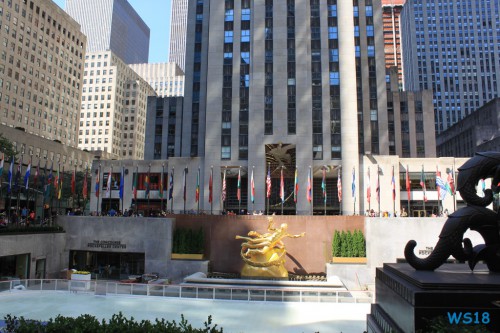 Rockefeller Center New York 18.09.30 – Big Apple, weißer Strand am türkisen Meer, riesiger Sumpf AIDAluna 029 Rockefeller Center New York 18.09.30 - Big Apple, weißer Strand am türkisen Meer, riesiger Sumpf AIDAluna
