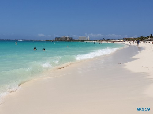 Oranjestad Aruba 19.04.06 - Strände der Karibik über den Atlantik AIDAperla
