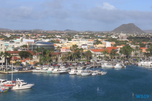 Oranjestad Aruba 19.04.06 - Strände der Karibik über den Atlantik AIDAperla