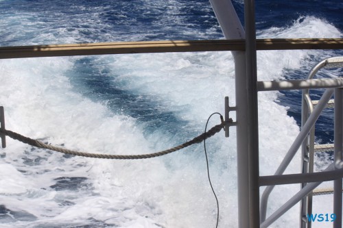 Roseau Dominica 19.04.13 - Strände der Karibik über den Atlantik AIDAperla