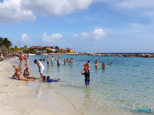 Willemstad Curacao 19.04.07 - Strände der Karibik über den Atlantik AIDAperla