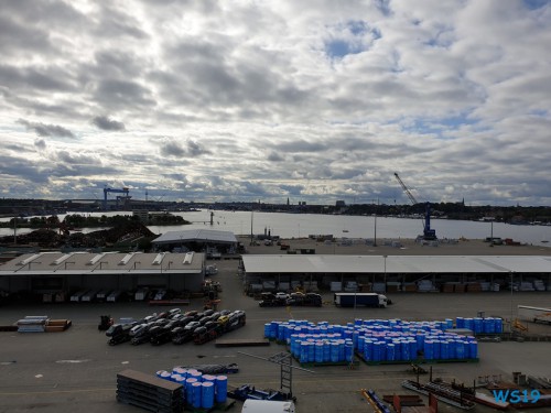 Kiel 19.10.03 – Von Kiel um Westeuropa nach Malle AIDAbella 008 Kiel 19.10.03 - Von Kiel um Westeuropa nach Malle AIDAbella