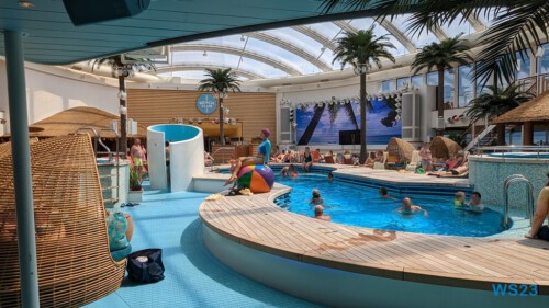 23.04.28 Deck 17 Beach Club Von Arabien durch den Suezkanal zu Mittelmeerinseln AIDAcosma 002