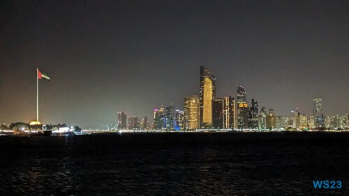 Abu Dhabi 23.04.15 Von Arabien durch den Suezkanal zu Mittelmeerinseln AIDAcosma 019 Abu Dhabi 23.04.15 Von Arabien durch den Suezkanal zu Mittelmeerinseln AIDAcosma 019