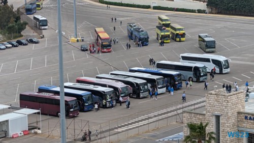 Athen 23.04.30 Von Arabien durch den Suezkanal zu Mittelmeerinseln AIDAcosma 002 Athen 23.04.30 Von Arabien durch den Suezkanal zu Mittelmeerinseln AIDAcosma 002