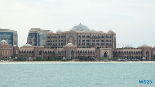Emirates Palace Mandarin Oriental Abu Dhabi 23.04.16 Von Arabien durch den Suezkanal zu Mittelmeerinseln AIDAcosma 014 Emirates Palace Mandarin Oriental Abu Dhabi 23.04.16 Von Arabien durch den Suezkanal zu Mittelmeerinseln AIDAcosma 014