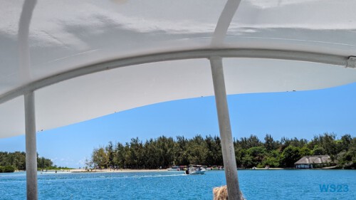 Île aux Cerfs Port Louis 23.11.27 Katamarane und Traumstrände auf Mauritius Seychellen Madagaskar AIDAblu 009 Île aux Cerfs Port Louis 23.11.27 Katamarane und Traumstrände auf Mauritius Seychellen Madagaskar AIDAblu 009