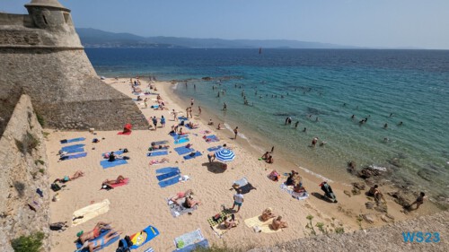 Stadtstrand Saint François Ajaccio 23.07.11 Neue Abenteuer auf eigene Faust im Mittelmeer AIDAstella 003 Stadtstrand Saint François Ajaccio 23.07.11 Neue Abenteuer auf eigene Faust im Mittelmeer AIDAstella 003