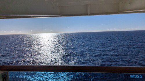 Atlantik 25.02.02 Nach 10 Jahren wieder Kanaren um dem Winter zu entfliehen AIDAcosma 020