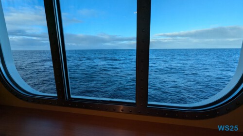 Atlantik 25.02.04 Nach 10 Jahren wieder Kanaren um dem Winter zu entfliehen AIDAcosma 001