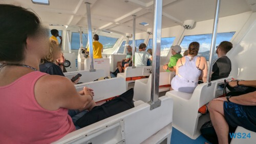 Basseterre 24.12.03 Zu Fuß mit Taxi Fähre Boot Bus zu karibischen Stränden AIDAperla 014 Basseterre 24.12.03 Zu Fuß mit Taxi Fähre Boot Bus zu karibischen Stränden AIDAperla 014