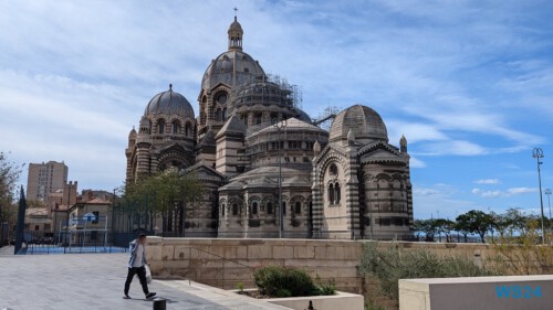 Cathédrale La Major Marseille 24.09.12 Geburtstage und Krimis virtuell und live im Mittelmeer AIDAcosma 005 Cathédrale La Major Marseille 24.09.12 Geburtstage und Krimis virtuell und live im Mittelmeer AIDAcosma 005