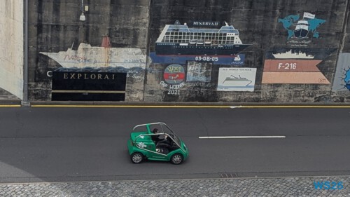 Funchal 25.02.03 Nach 10 Jahren wieder Kanaren um dem Winter zu entfliehen AIDAcosma 047