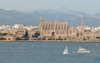 Kathedrale Palma de Mallorca 24.09.07 Geburtstage und Krimis virtuell und live im Mittelmeer AIDAcosma 009