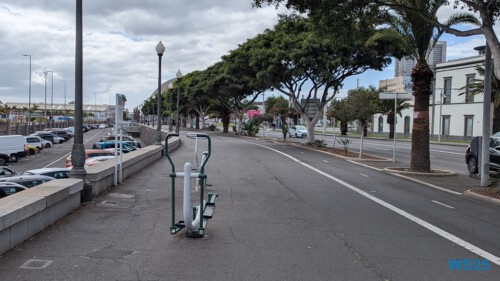 Santa Cruz De Tenerife 25.02.05 Nach 10 Jahren wieder Kanaren um dem Winter zu entfliehen AIDAcosma 011 Santa Cruz De Tenerife 25.02.05 Nach 10 Jahren wieder Kanaren um dem Winter zu entfliehen AIDAcosma 011