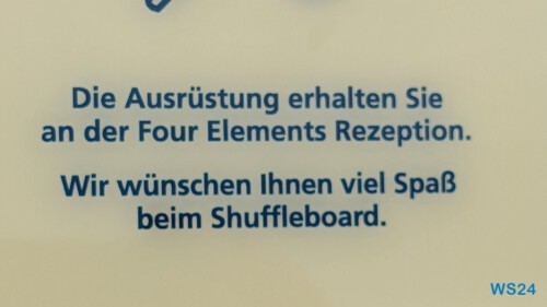 Shuffleboard Civitavecchia 24.09.17 Geburtstage und Krimis virtuell und live im Mittelmeer AIDAcosma 012