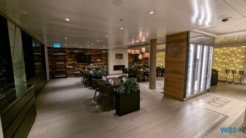 Veganes Rsetaurant Karibik 24.12.04 Zu Fuß mit Taxi Fähre Boot Bus zu karibischen Stränden AIDAperla 003