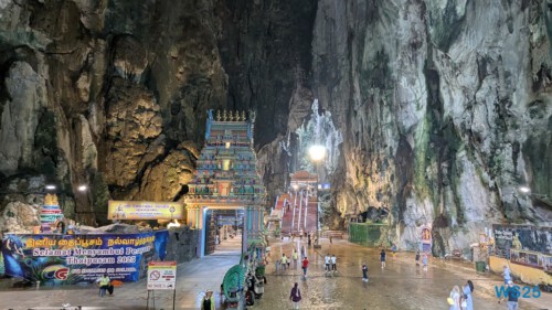 Batu Höhlen Port Klang 25.05.07 Begeistert zum ersten Mal in Südostasien AIDAstella 050
