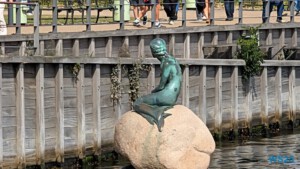 Den Lille Havfrue Kopenhagen 25.08.01 Kurz in Dänemark vorbeischauen AIDAmar 022