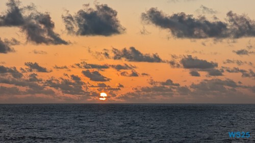 Indischer Ozean 25.05.15 Begeistert zum ersten Mal in Südostasien AIDAstella 011