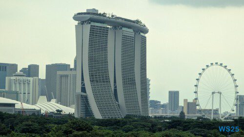 Marina Bay Sands Singapur 25.05.05 Begeistert zum ersten Mal in Südostasien AIDAstella 009
