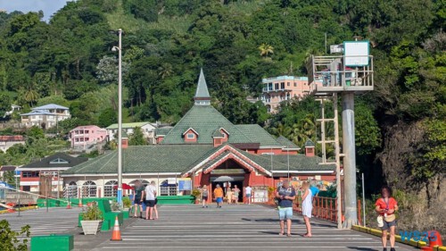 Kingstown 25.12.12 Baden und Schnorcheln im kristallklaren Meer AIDAperla 003