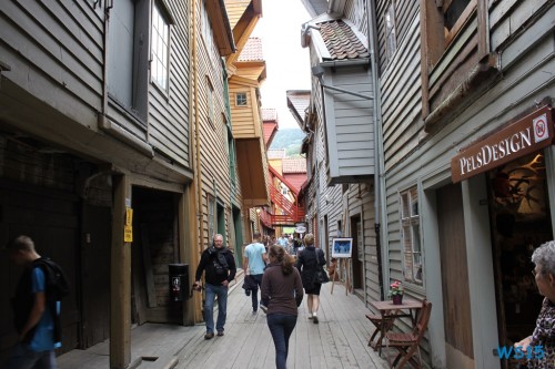 Bryggen Bergen 12.08.20 - Norwegen Island Schottland AIDAmar Nordeuropa