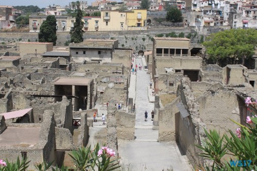 Herculaneum Neapel 17.07.24 – Italien, Spanien und tolle Mittelmeerinseln AIDAstella 006 Herculaneum Neapel 17.07.24 - Italien, Spanien und tolle Mittelmeerinseln AIDAstella