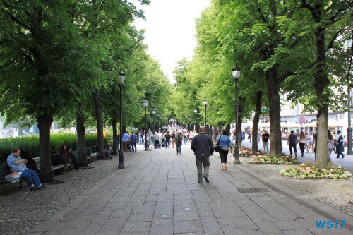 Karl Johans gate Oslo 17.06.24 – Kurztour von Kiel nach Oslo AIDAbella 060 Karl Johans gate Oslo 17.06.24 - Kurztour von Kiel nach Oslo AIDAbella