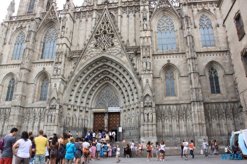 La Catedral de la Santa Creu i Santa Eulàlia Barcelona 16.07.20 – Die kleinen Perlen des Mittelmeers AIDAstella La Catedral de la Santa Creu i Santa Eulàlia Barcelona 16.07.20 - Die kleinen Perlen des Mittelmeers AIDAstella