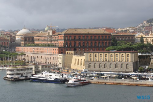 Neapel 13.10.11 – Tunesien Sizilien Italien Korsika Spanien AIDAblu Mittelmeer 056 Neapel 13.10.11 - Tunesien Sizilien Italien Korsika Spanien AIDAblu Mittelmeer