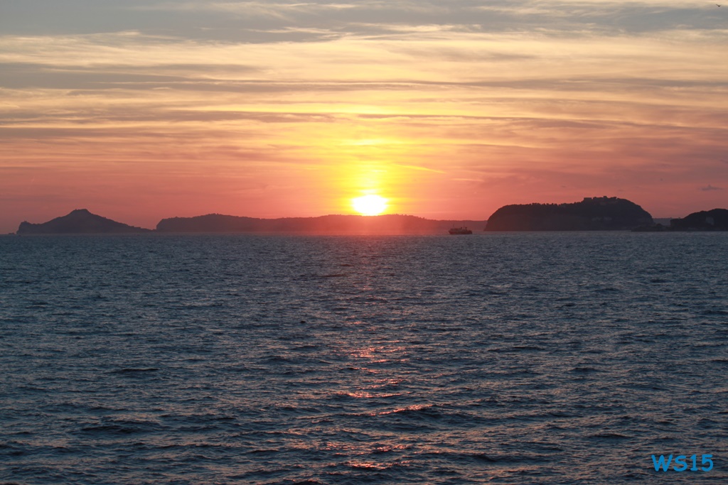 Neapel 14.08.31 – Tunesien Italien Korsika Spanien AIDAblu Mittelmeer 210 Neapel 14.08.31 - Tunesien Italien Korsika Spanien AIDAblu Mittelmeer