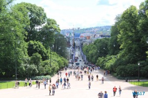 Schloss Oslo 17.06.24 - Kurztour von Kiel nach Oslo AIDAbella