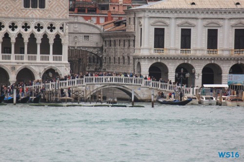 Seufzerbrücke Venedig 16.10.08 – Von Venedig durch die Adria AIDAbella Seufzerbrücke Venedig 16.10.08 - Von Venedig durch die Adria AIDAbella